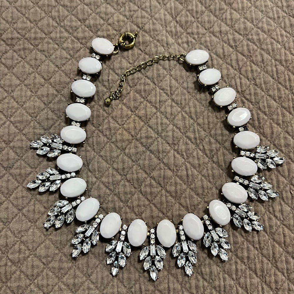 Rhinestone and white stone chocker necklace